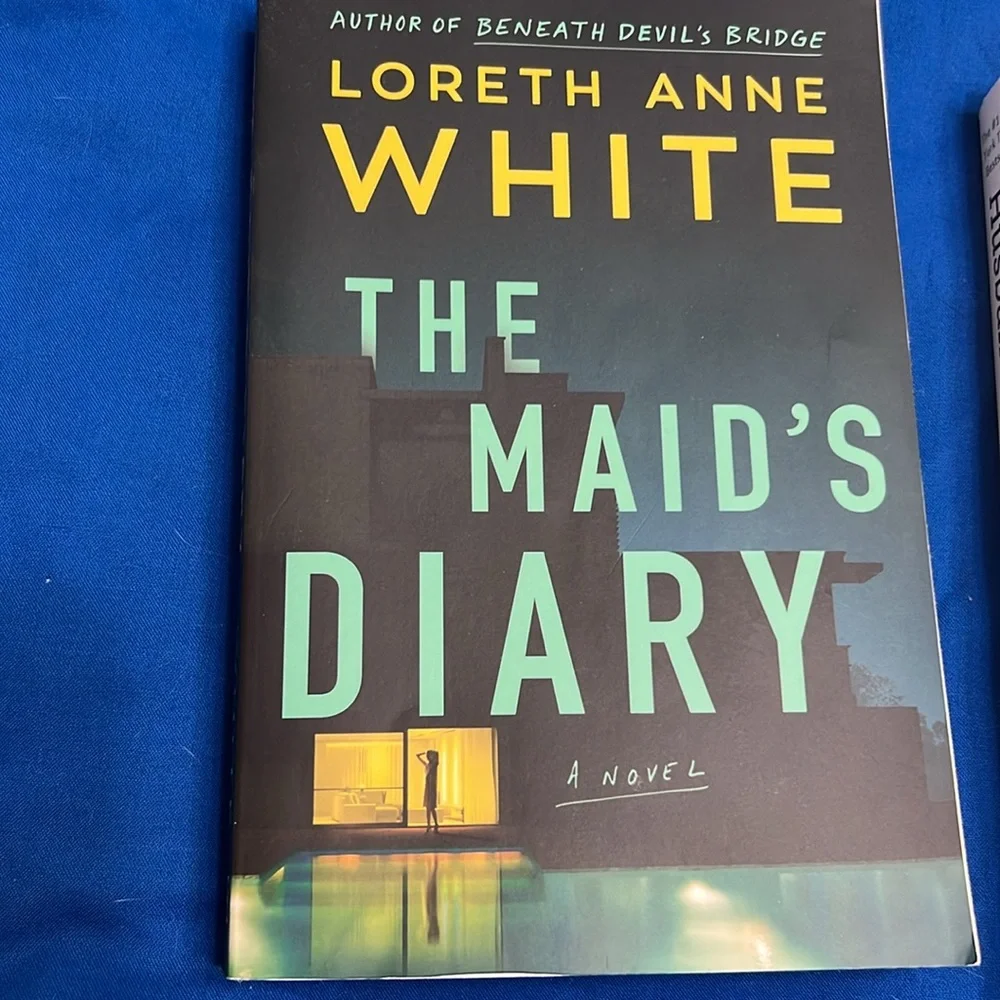 Book bundle. - Picture 4 of 7
